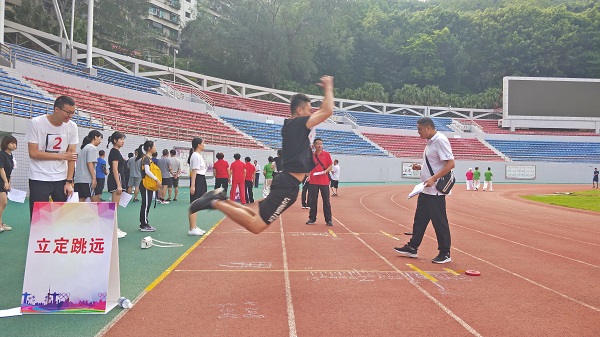 攀枝花市东区2020年GDP_攀枝花市东区美景图片(3)